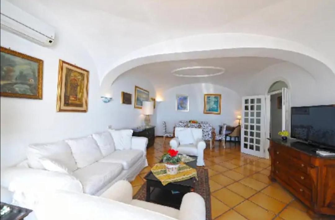 Villa Delle Ginestre - Sea View برايانو المظهر الخارجي الصورة
